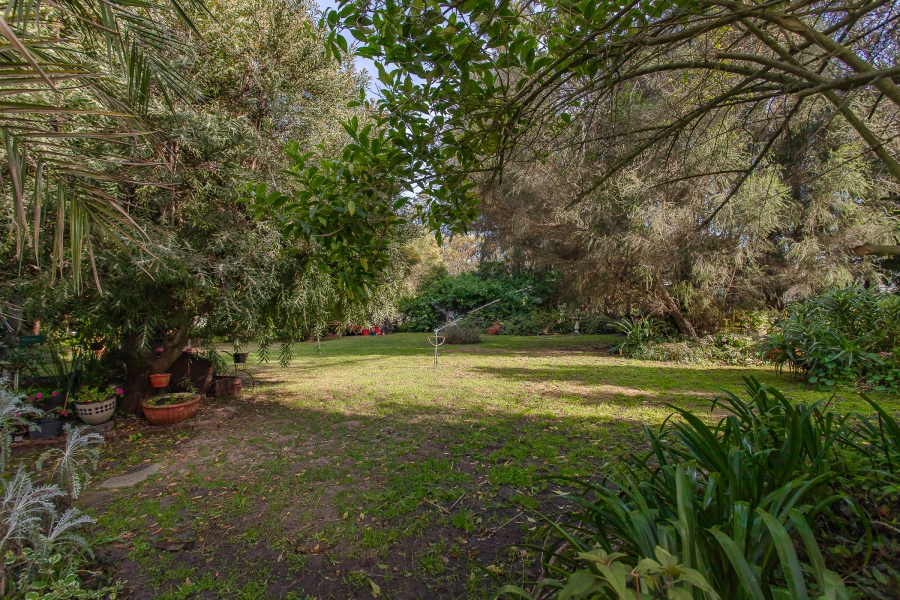 Commercial Property for Sale in Joostenbergvlakte Western Cape